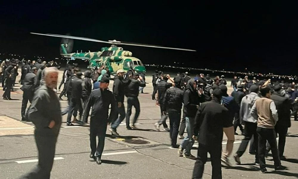 Ρωσία: 60 προσαγωγές για την εισβολή στο αεροδρόμιο του Νταγκεστάν
